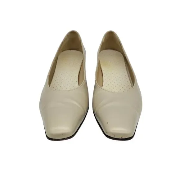 Salvatore Ferragamo Vintage Tortora Bone Calf Pumps - Size 8 AA